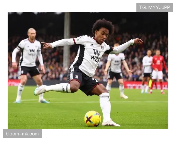 伯恩茅斯惨败敲响警钟，球队亟需全面反思与调整以提升竞争力