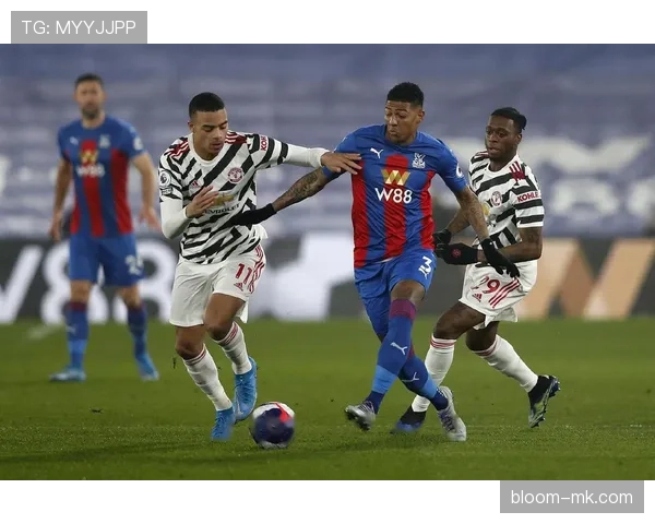 亨德森献关键助攻，状态回暖彰显核心价值