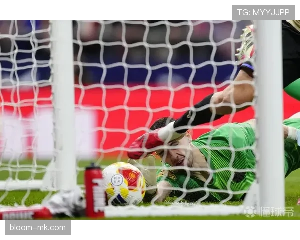 从控制比赛到频繁失误：巴萨中场的下滑