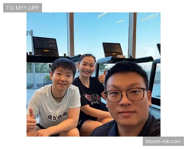 何卓佳训练完直接拎爱马仕去吃米其林，这姐的日常比偶像剧还敢拍