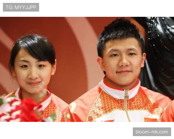 陈一冰退役后住进北京四合院，每天遛弯比训练还准时